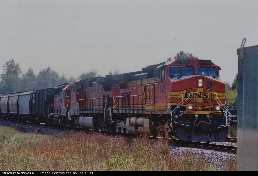 BNSF 4428 West